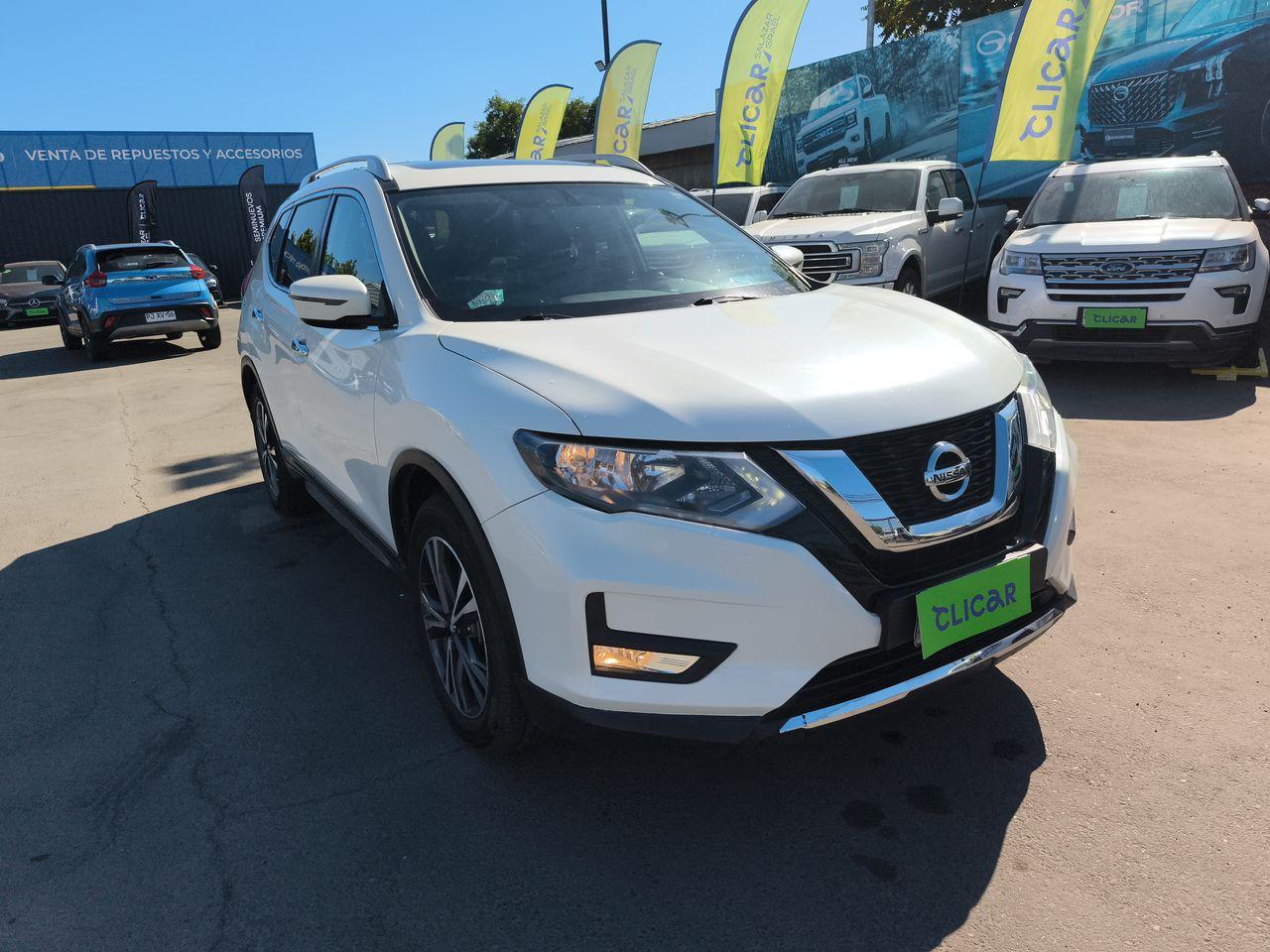 Station Wagon Nissan X-trail