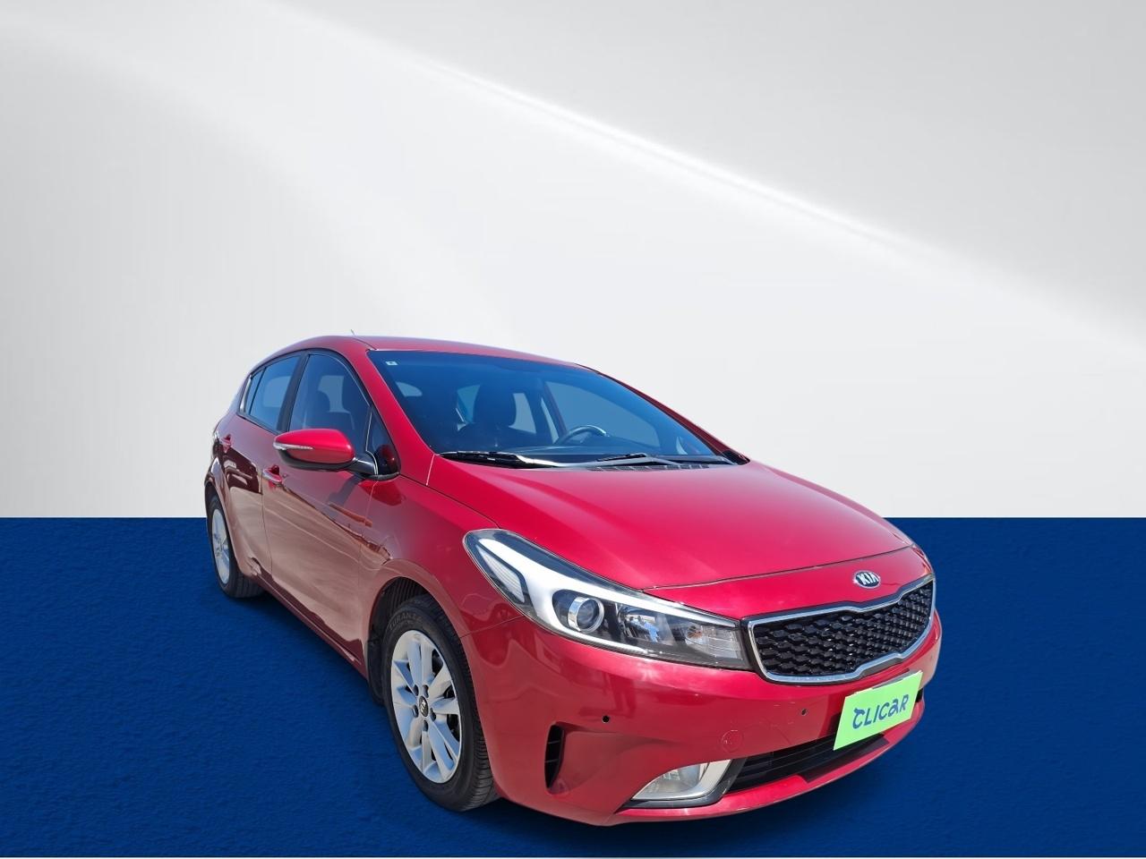 Hatchback Kia Cerato 5