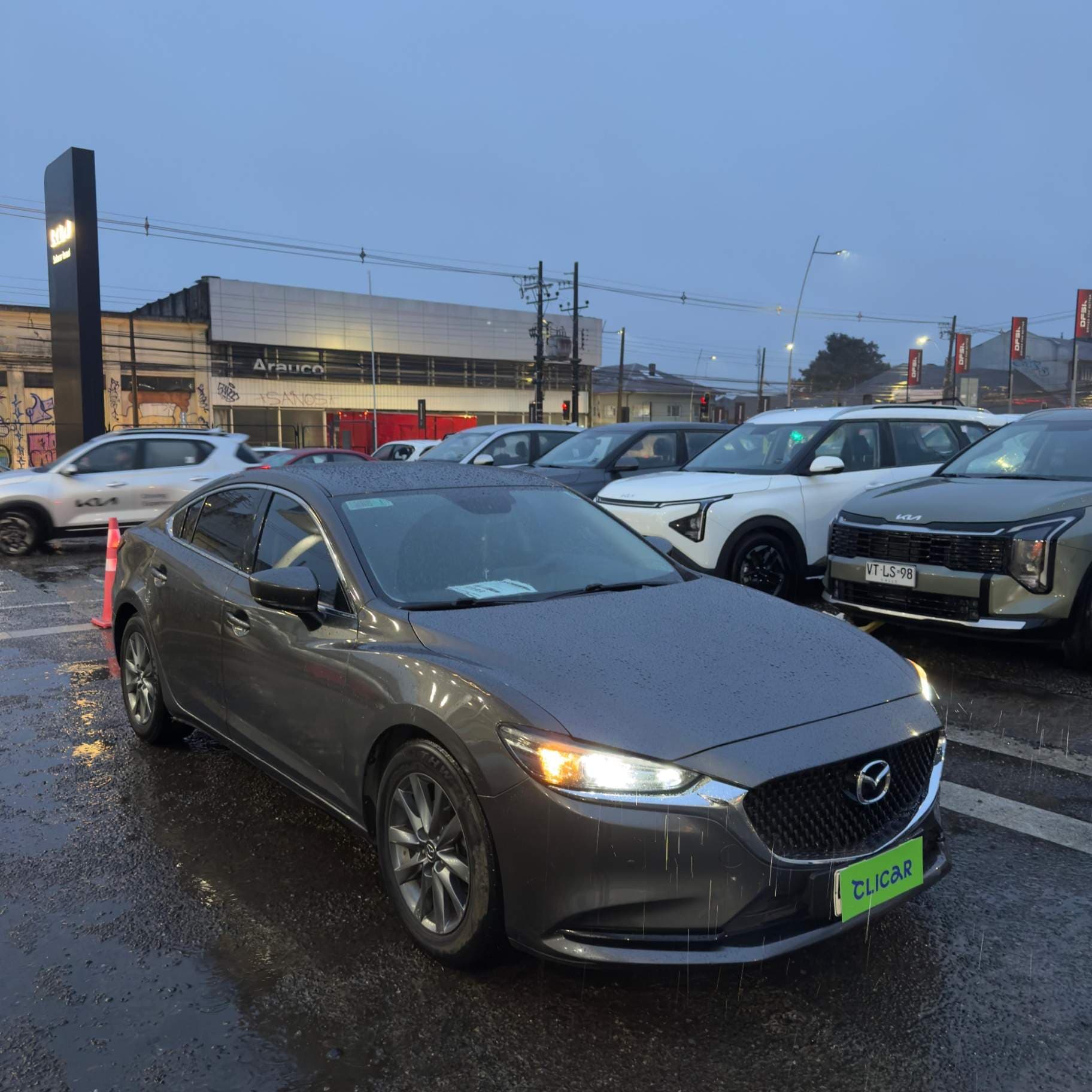 Automovil Mazda 6