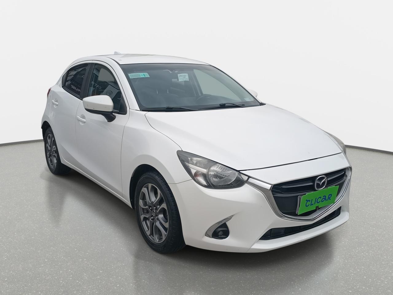 Automovil Mazda 2