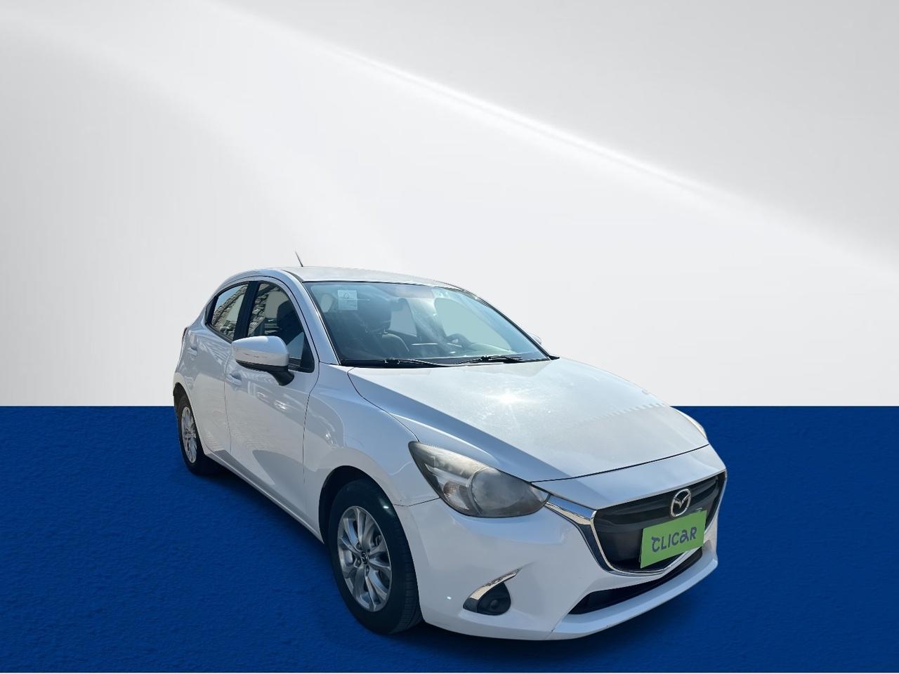 Automovil Mazda 2