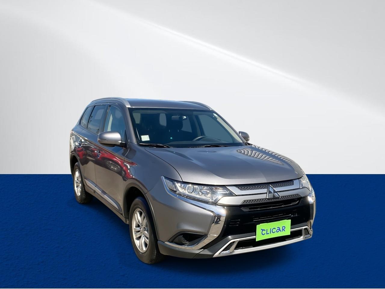 Station Wagon Mitsubishi Outlander