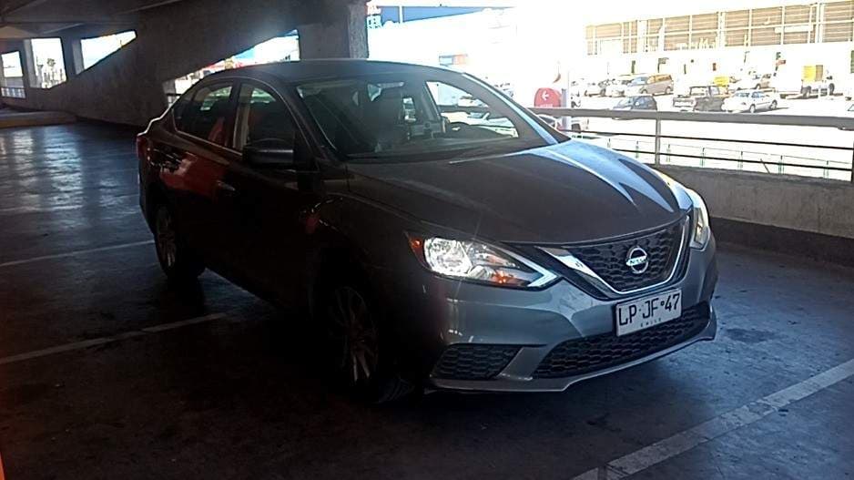 Automovil Nissan Sentra
