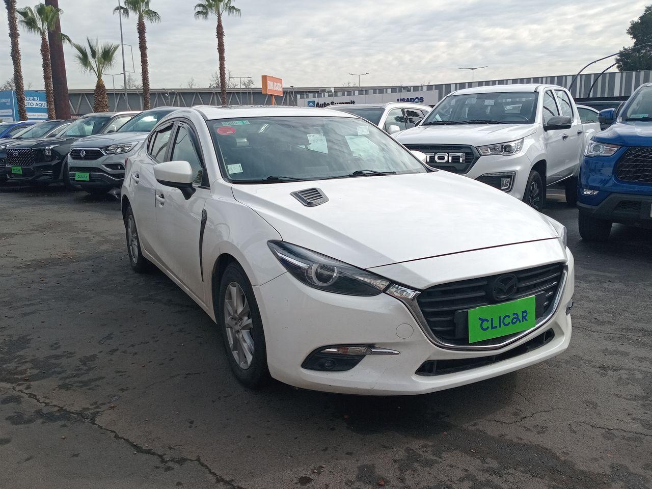 Automovil Mazda 3