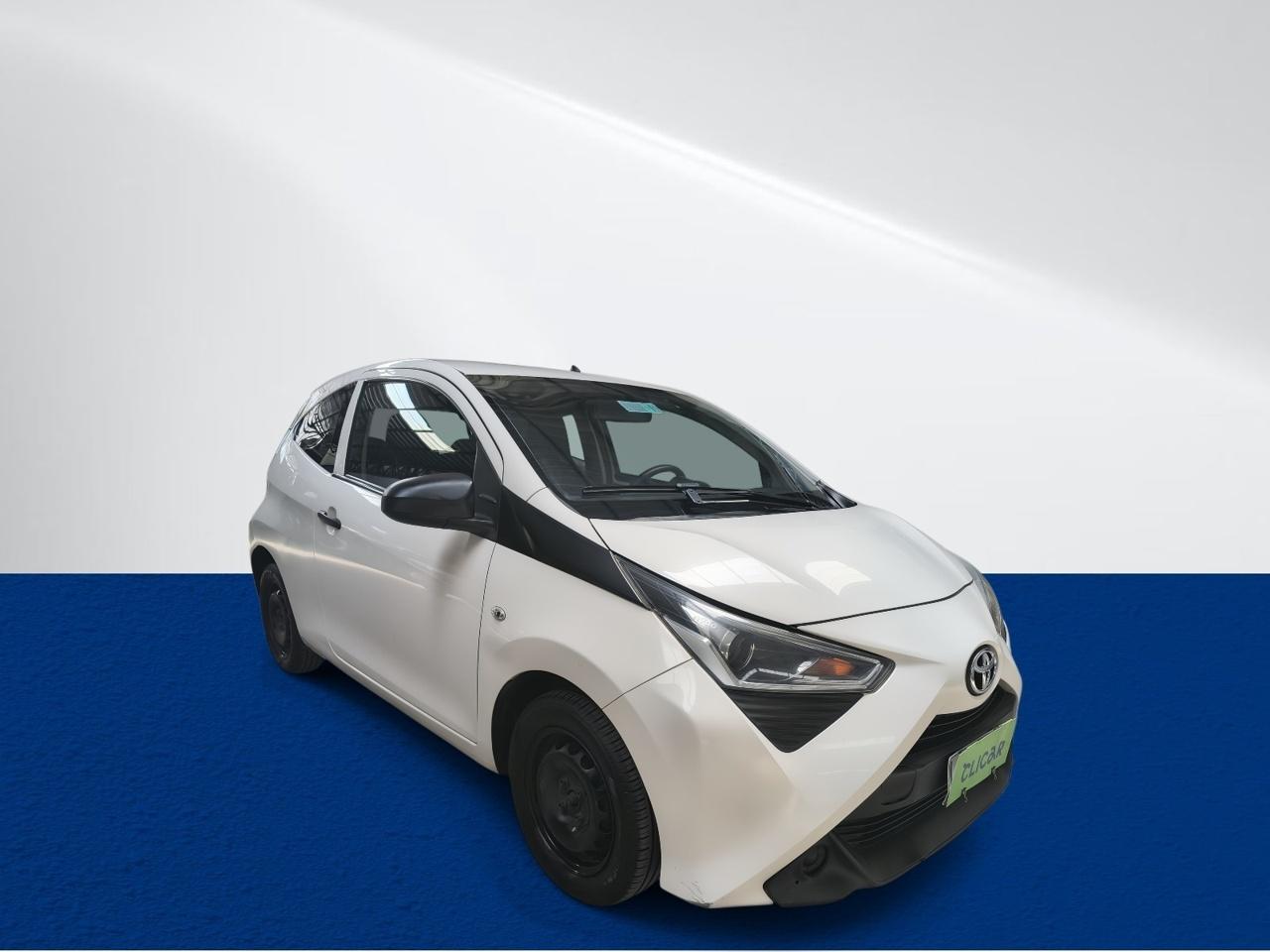 Automovil Toyota Aygo