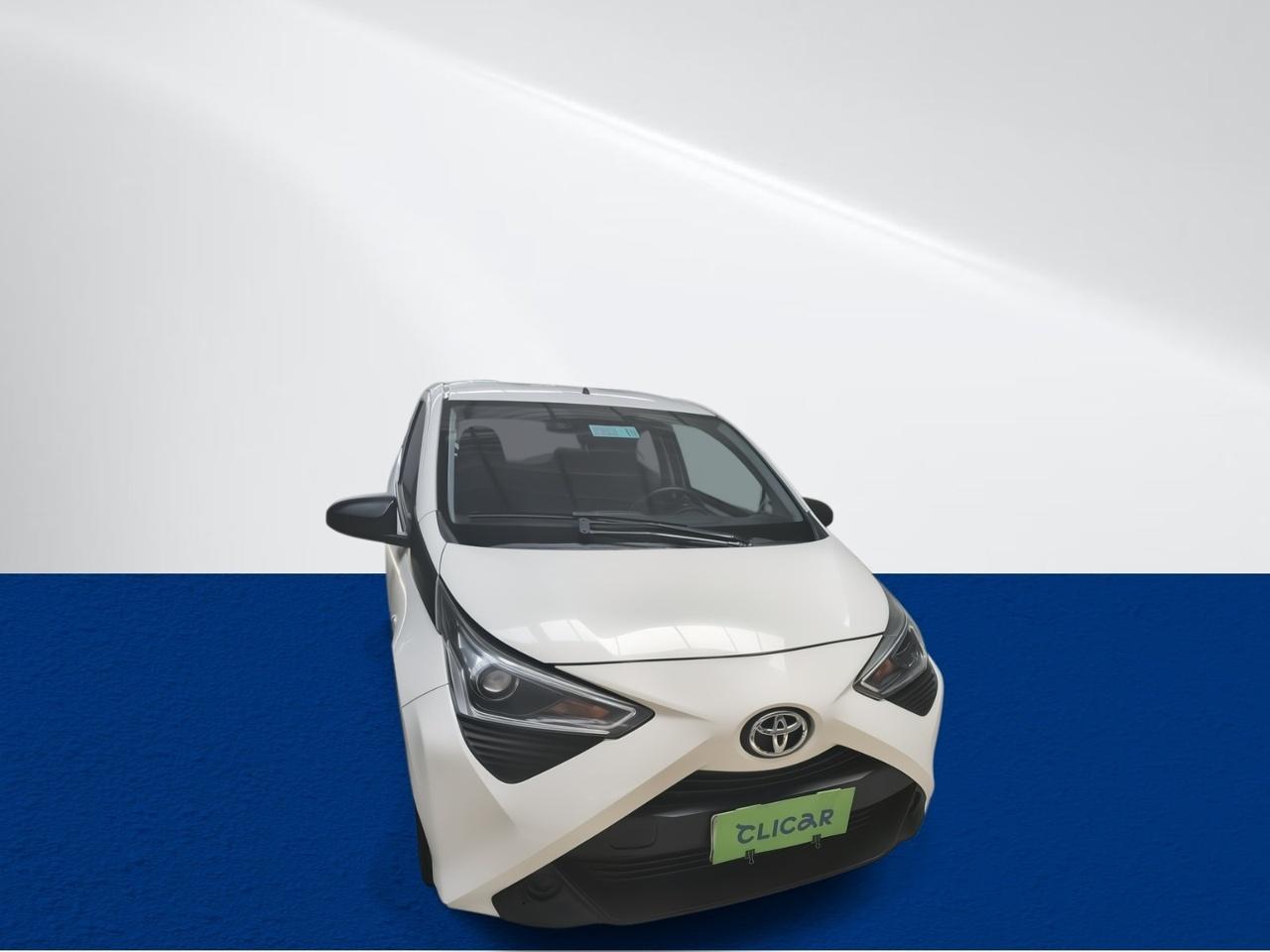 Automovil Toyota Aygo