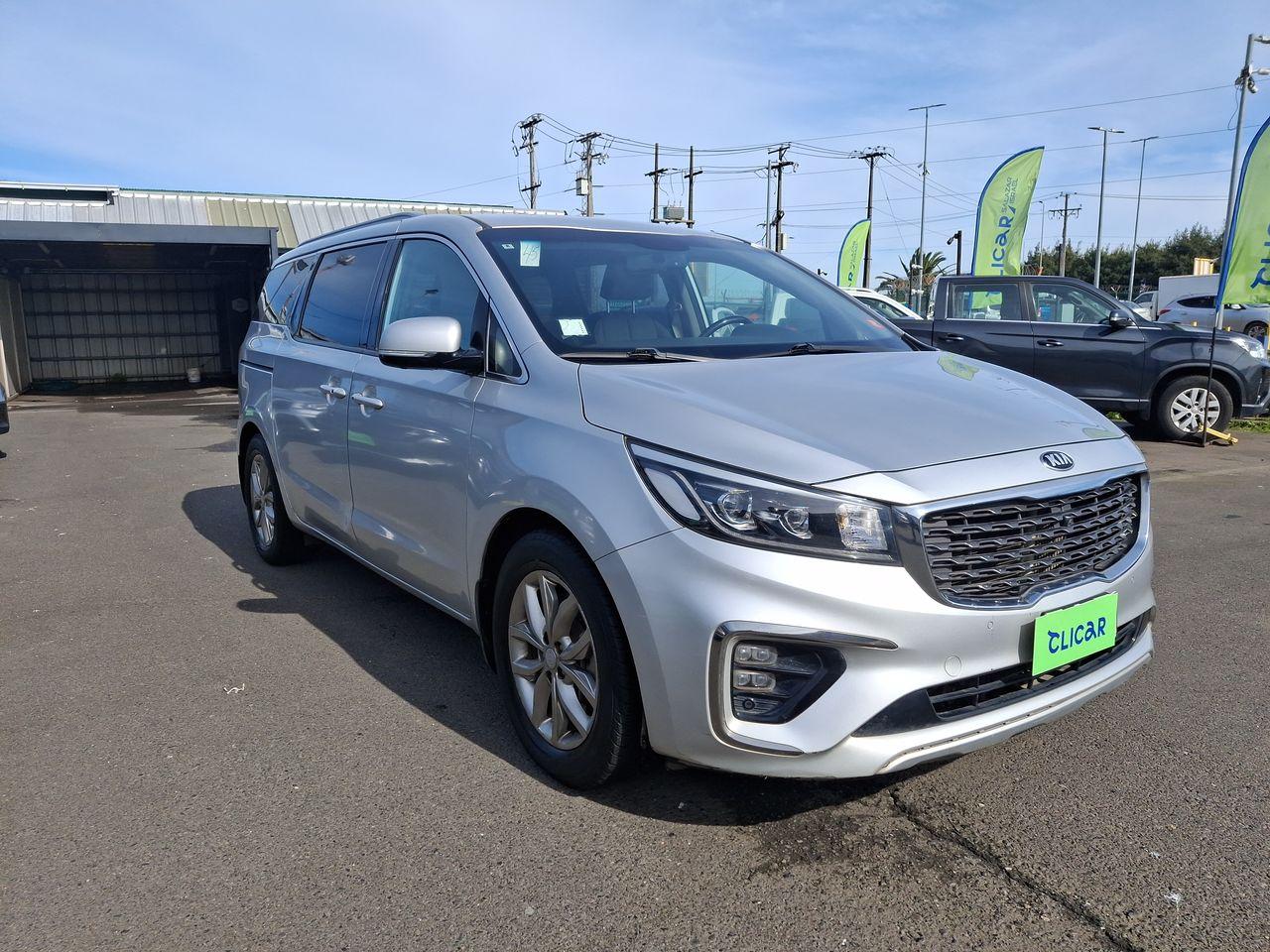 Suv Kia Grand Carnival