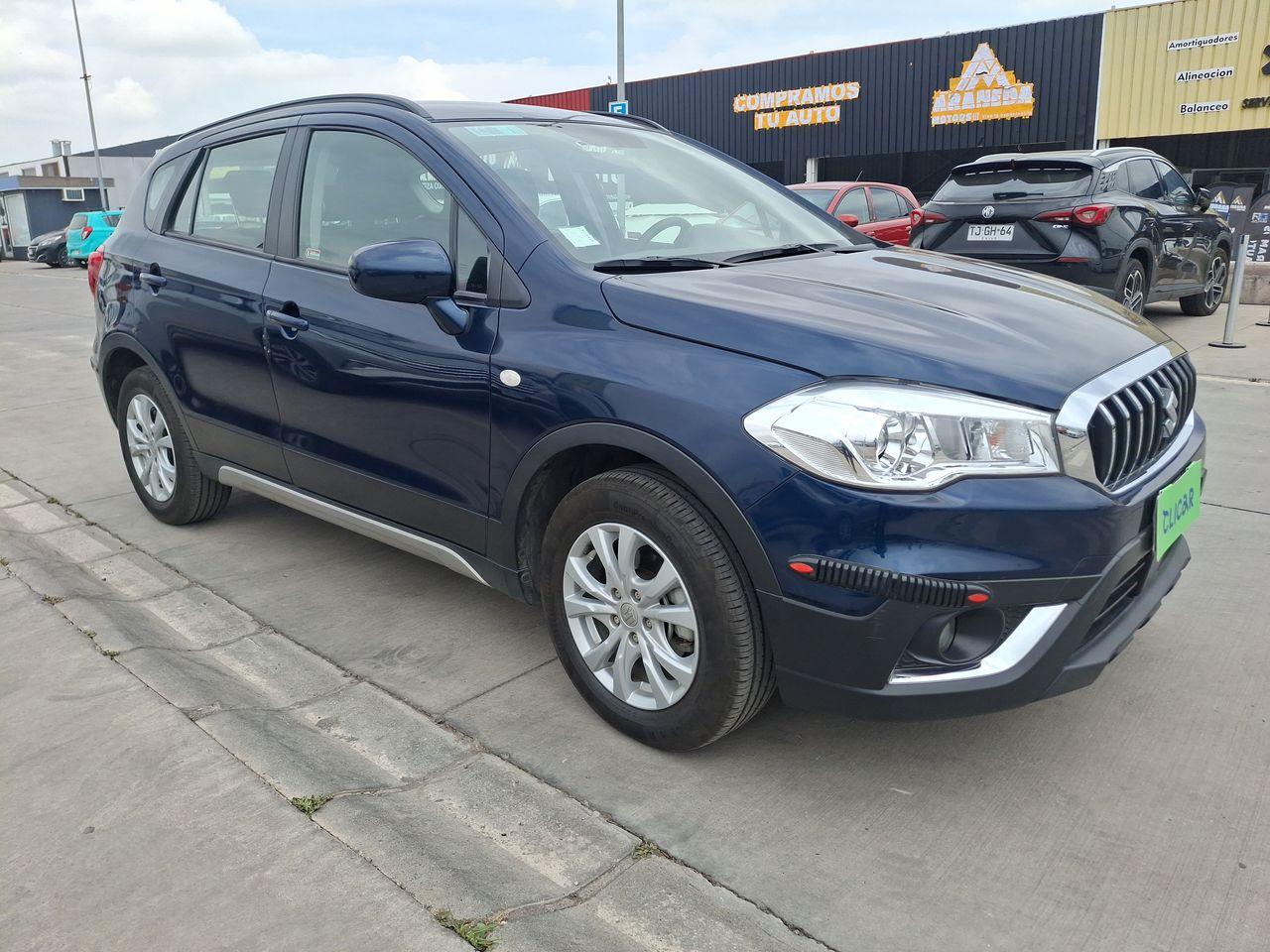 Station Wagon Suzuki S-cross