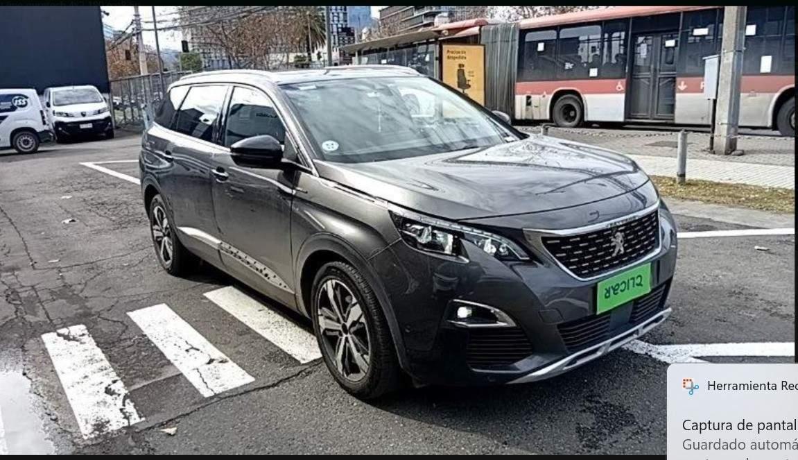 Suv Peugeot 5008