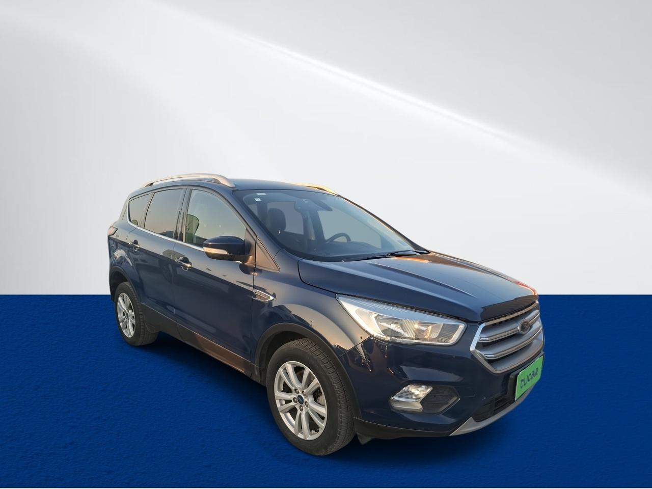 Station Wagon Ford Escape