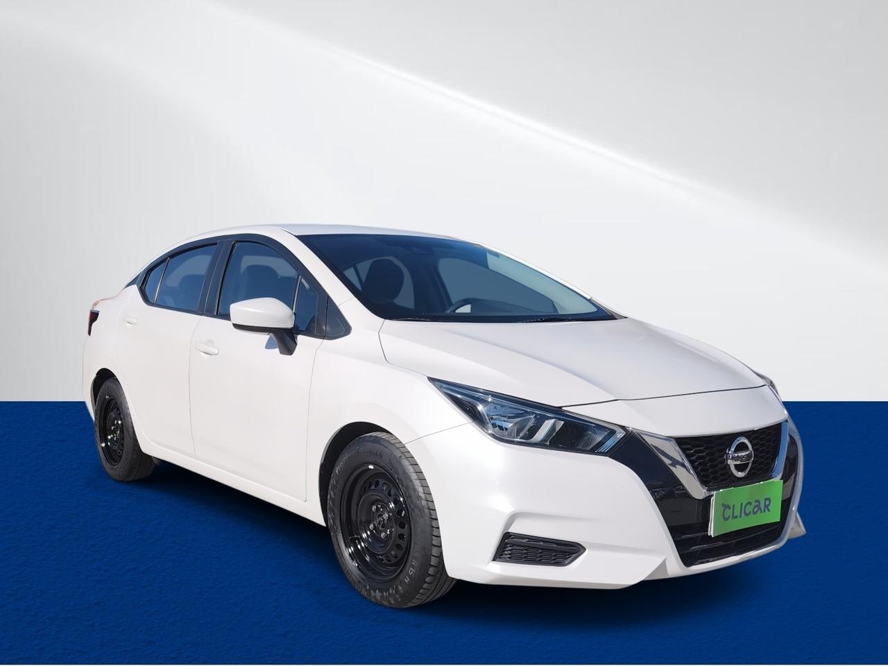 Automovil Nissan Versa