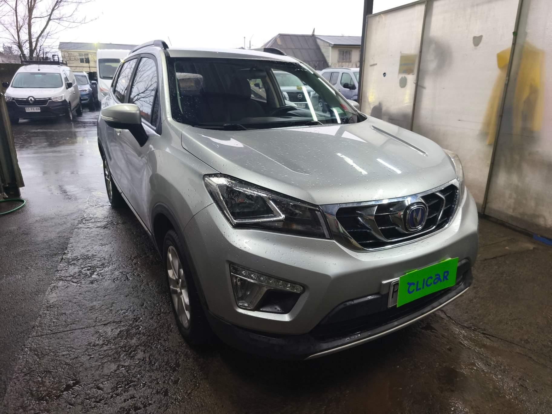 Automovil Changan Cs15