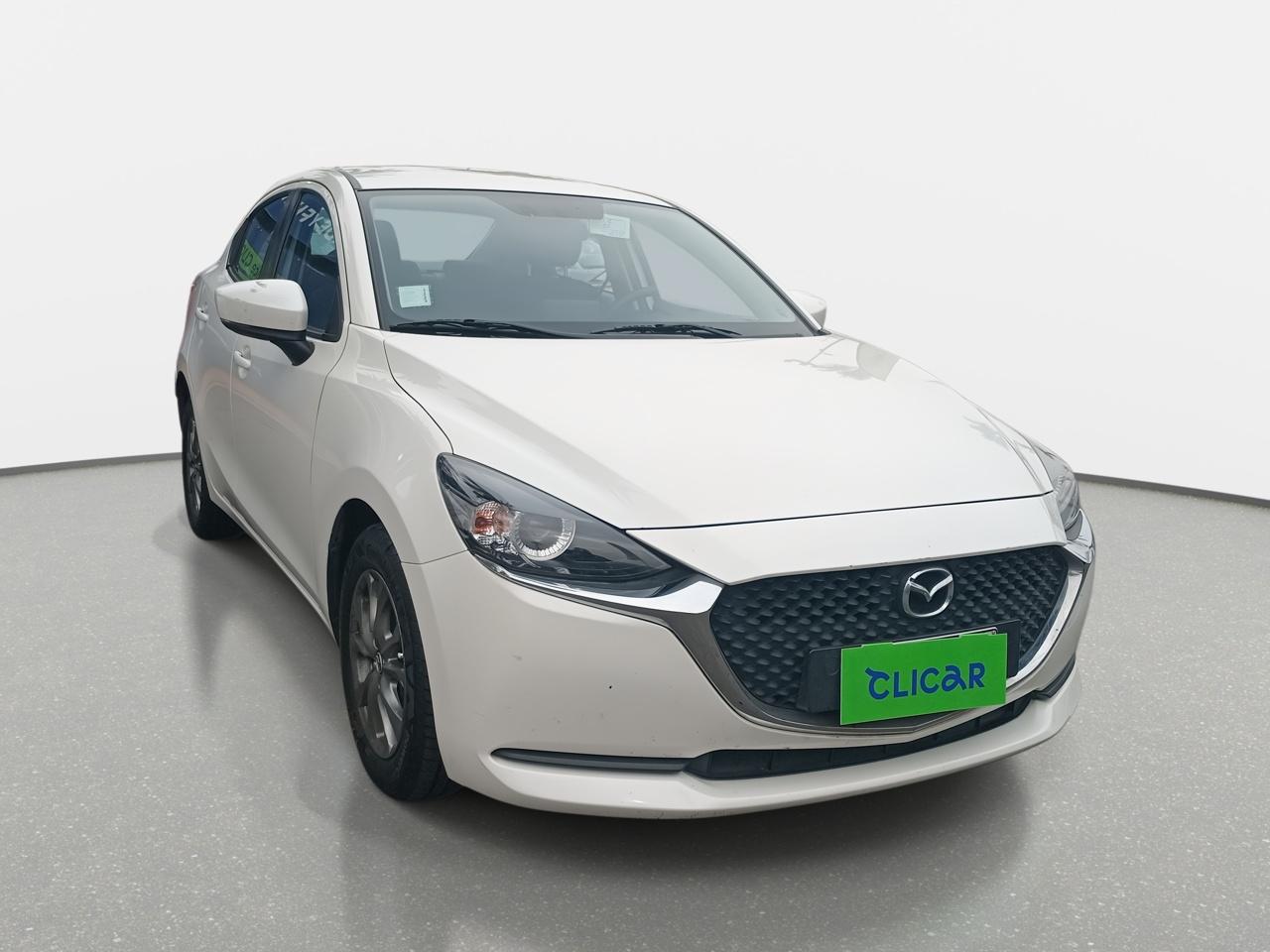 Automovil Mazda 2