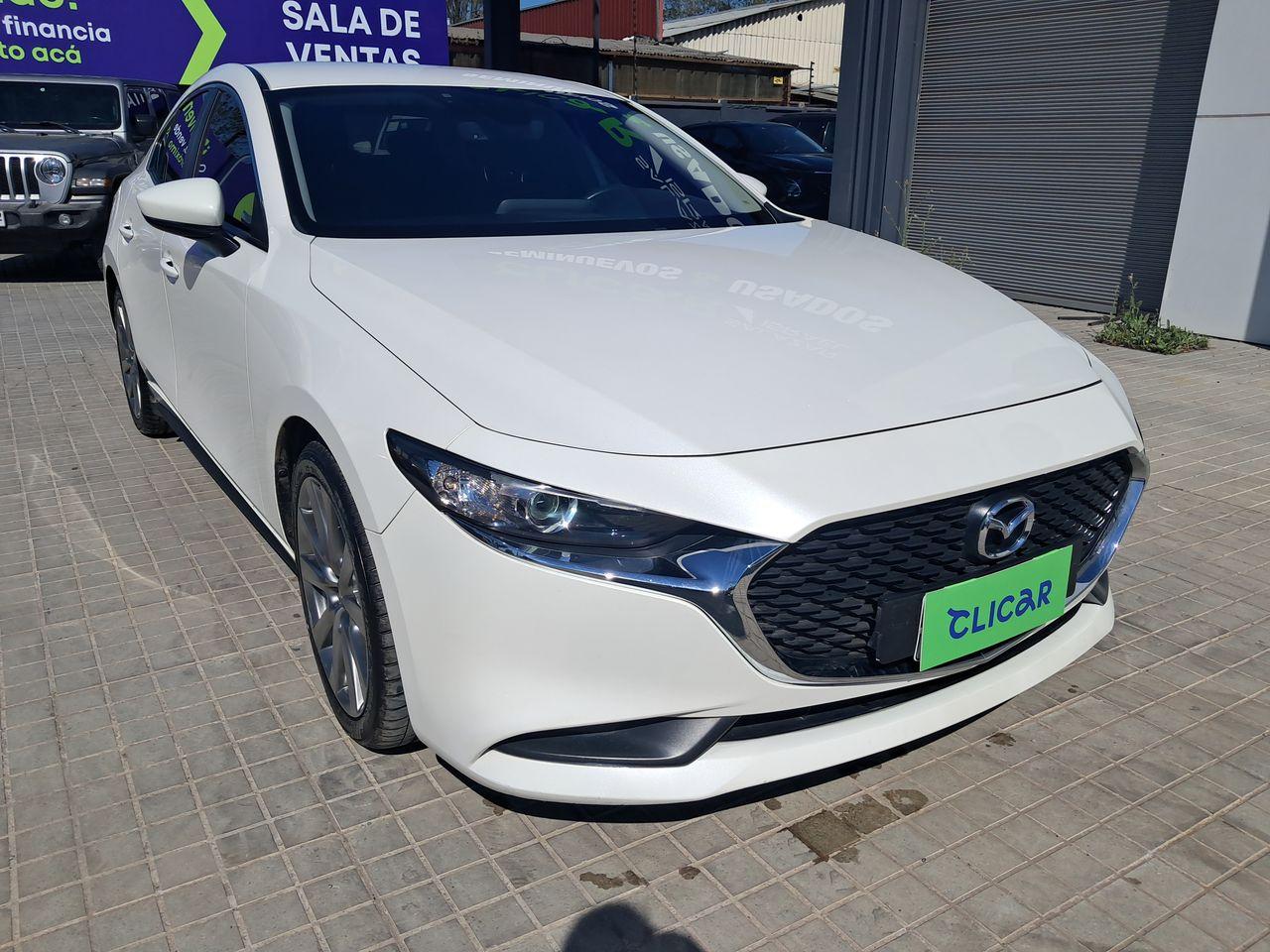 Automovil Mazda 3
