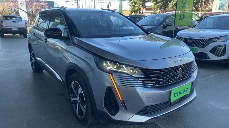 Suv Peugeot 5008