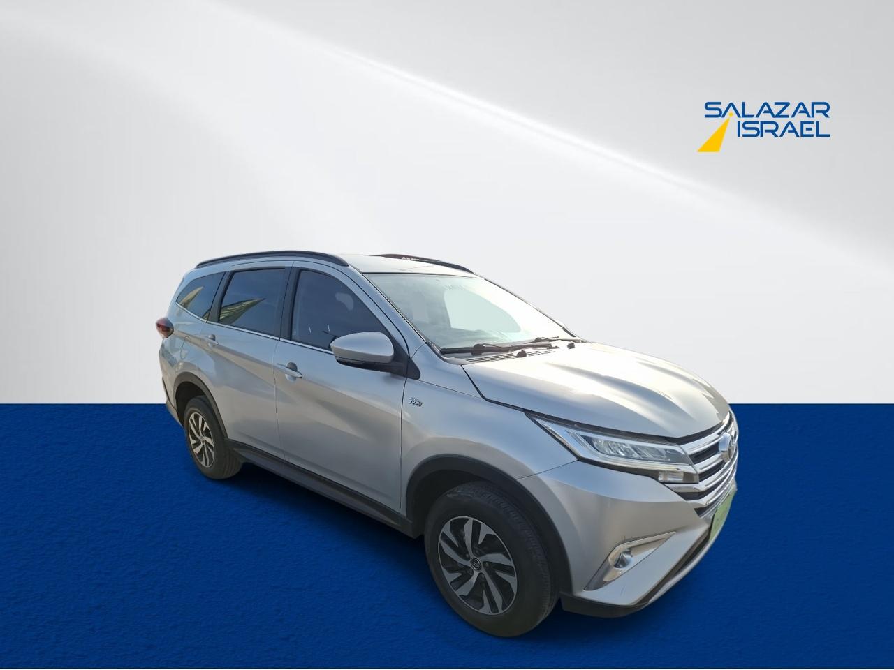 Station Wagon Toyota Rush