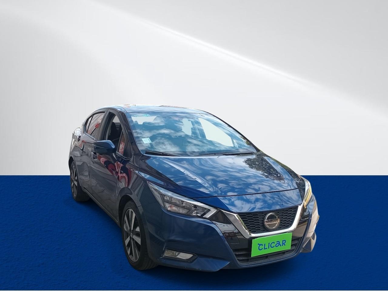 Automovil Nissan Versa