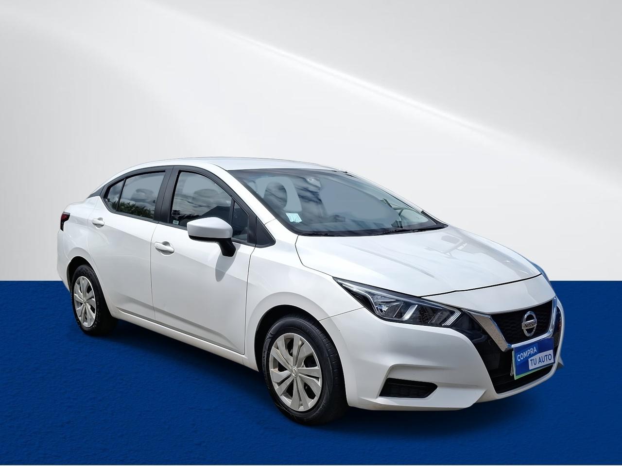 Automovil Nissan Versa