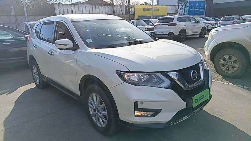 Station Wagon Nissan X-trail