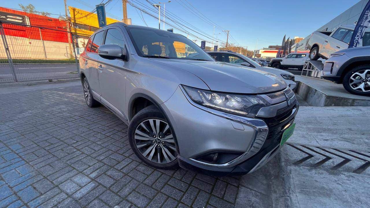 Suv Mitsubishi Outlander