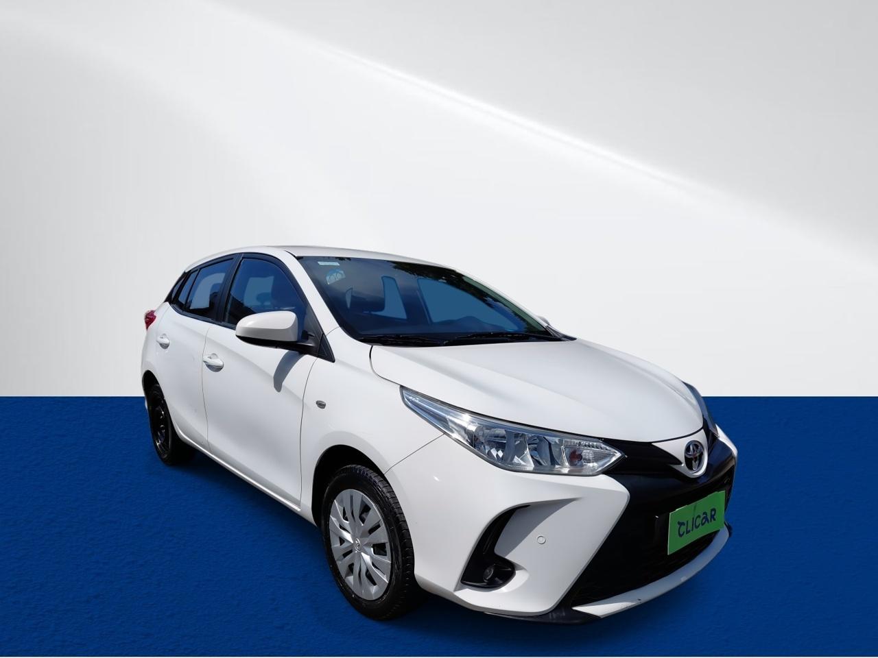 Automovil Toyota Yaris