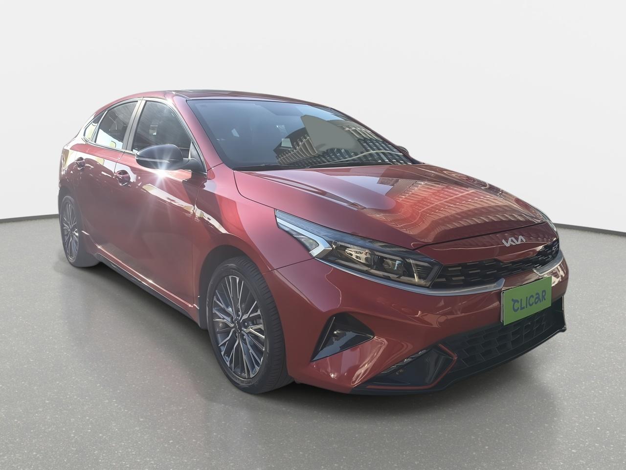 Automovil Kia Cerato 5