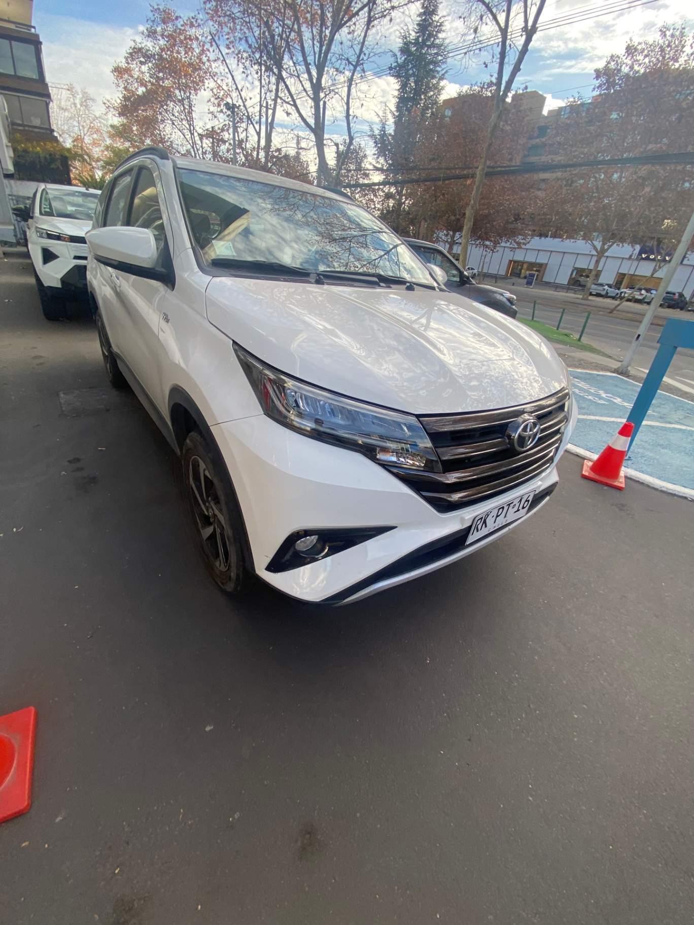 Suv Toyota Rush