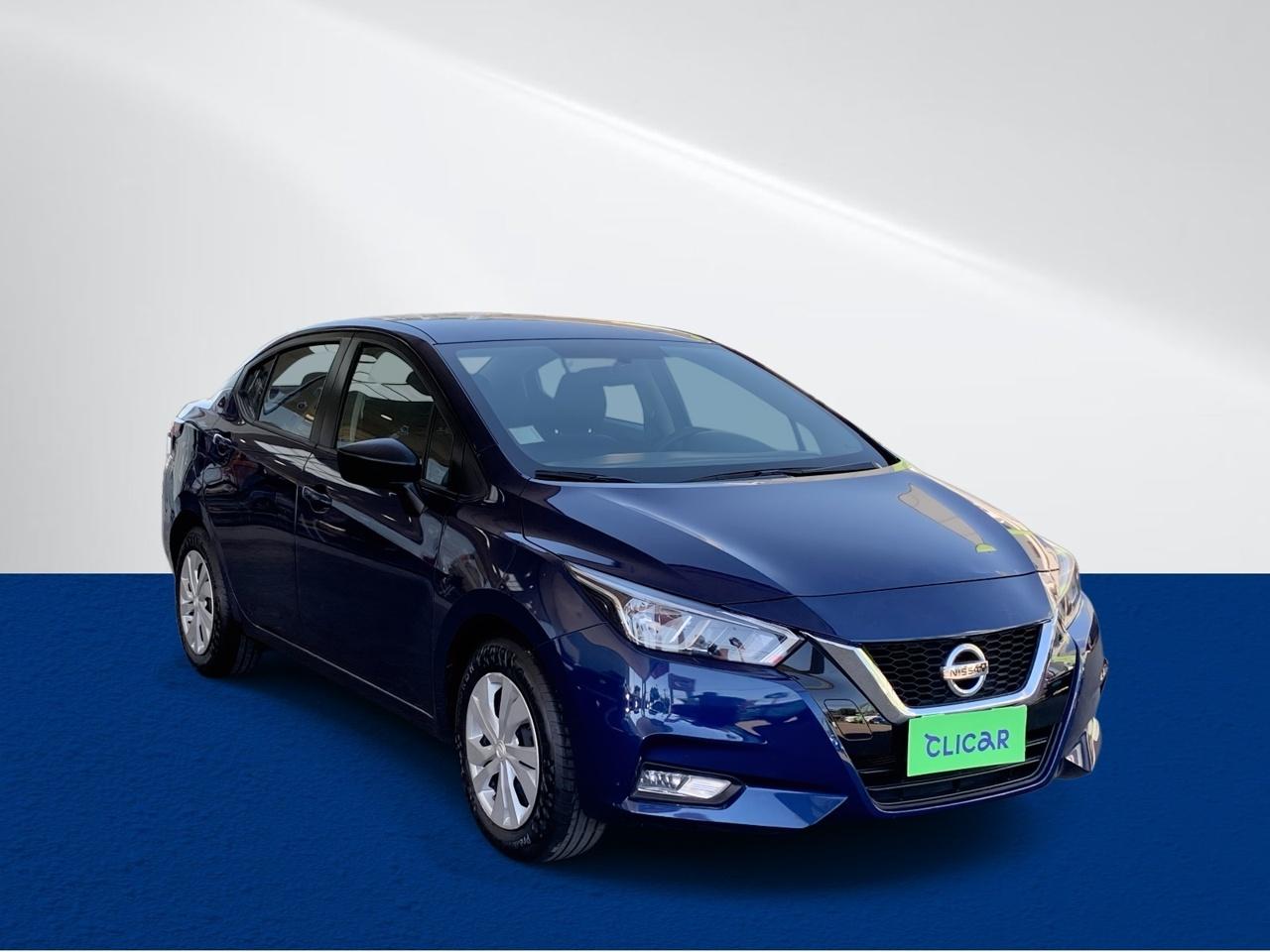 Automovil Nissan Versa