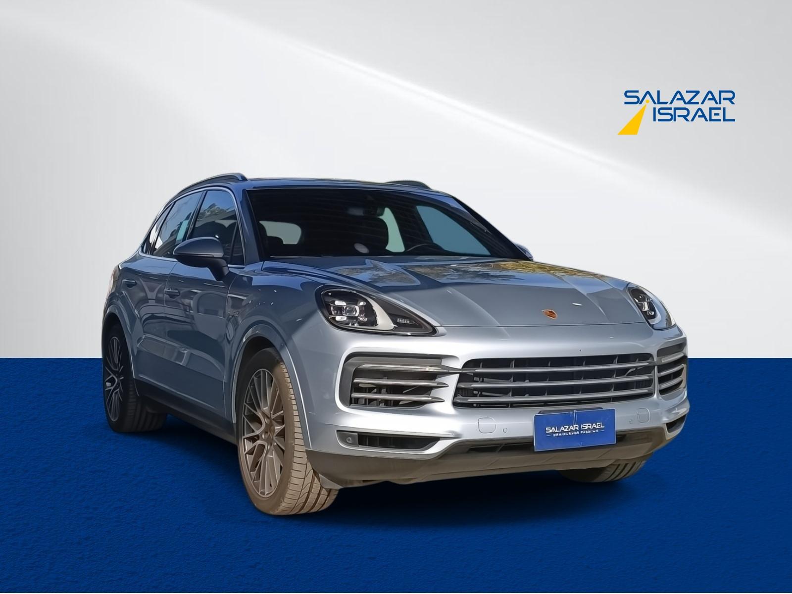 Station Wagon Porsche Cayenne