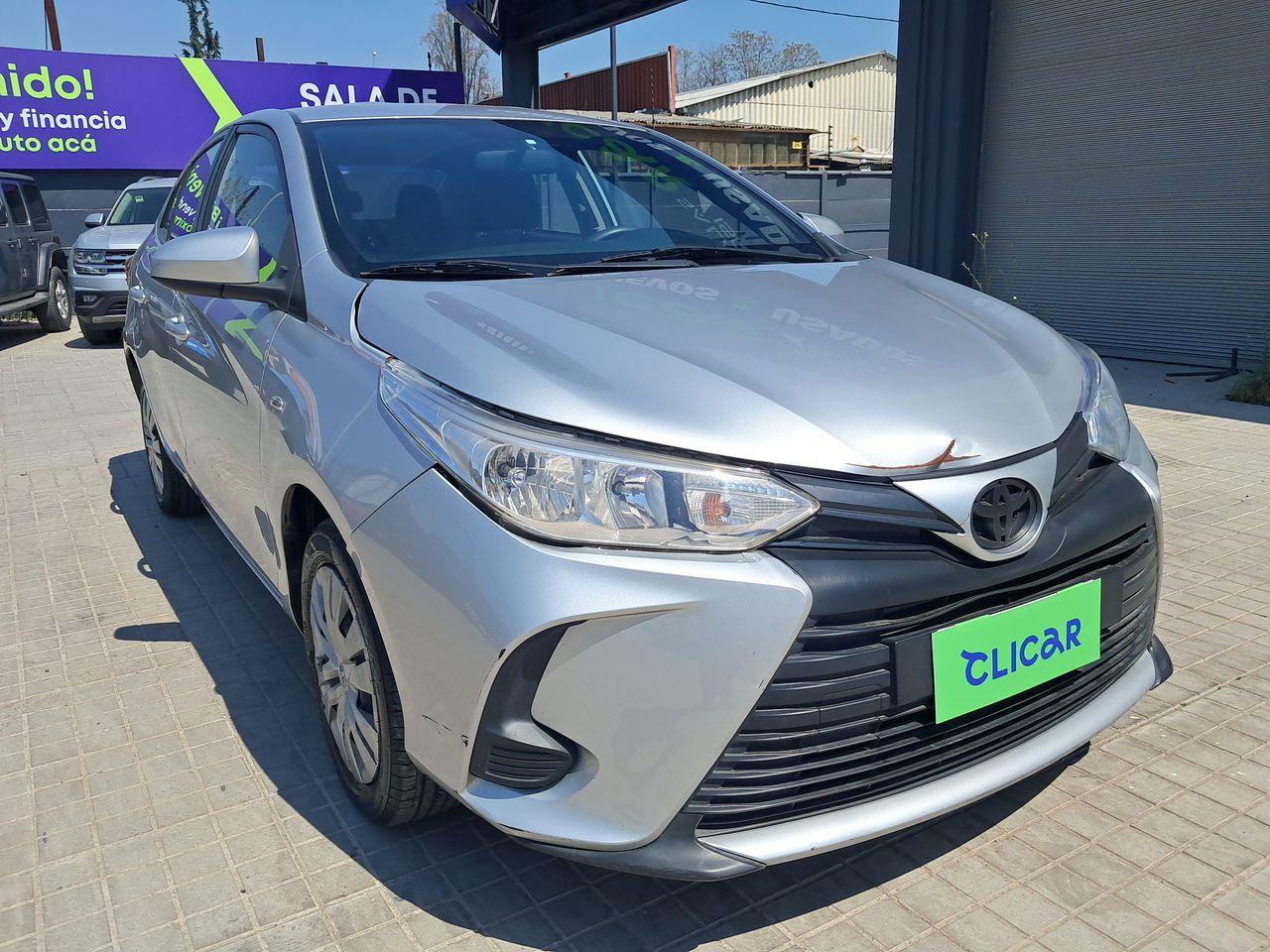 Automovil Toyota Yaris