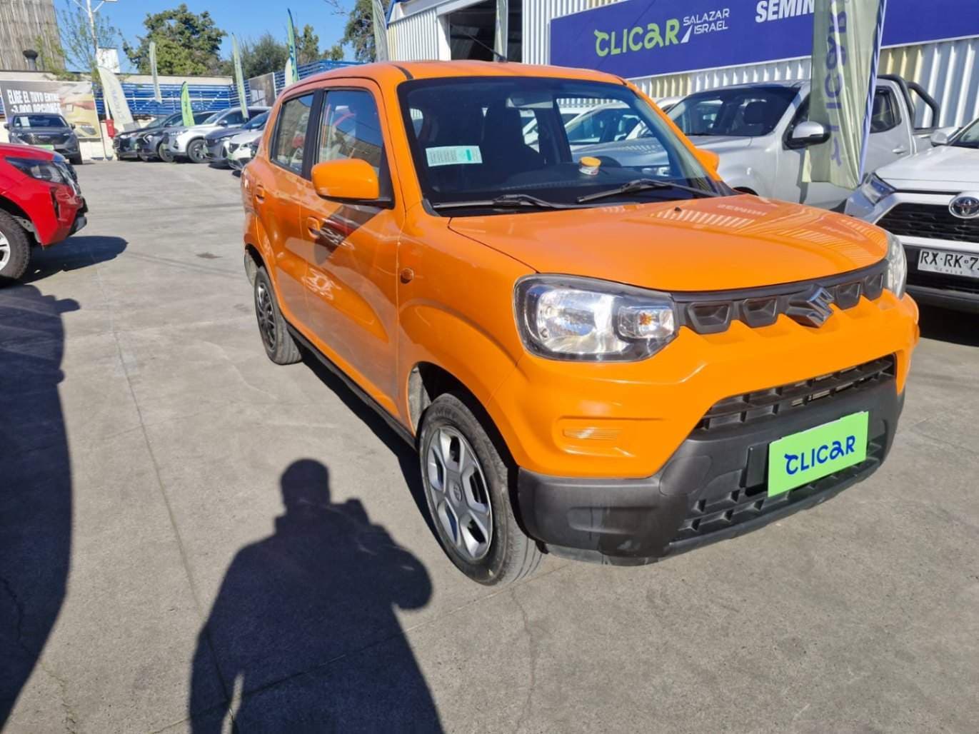Automovil Suzuki Spresso