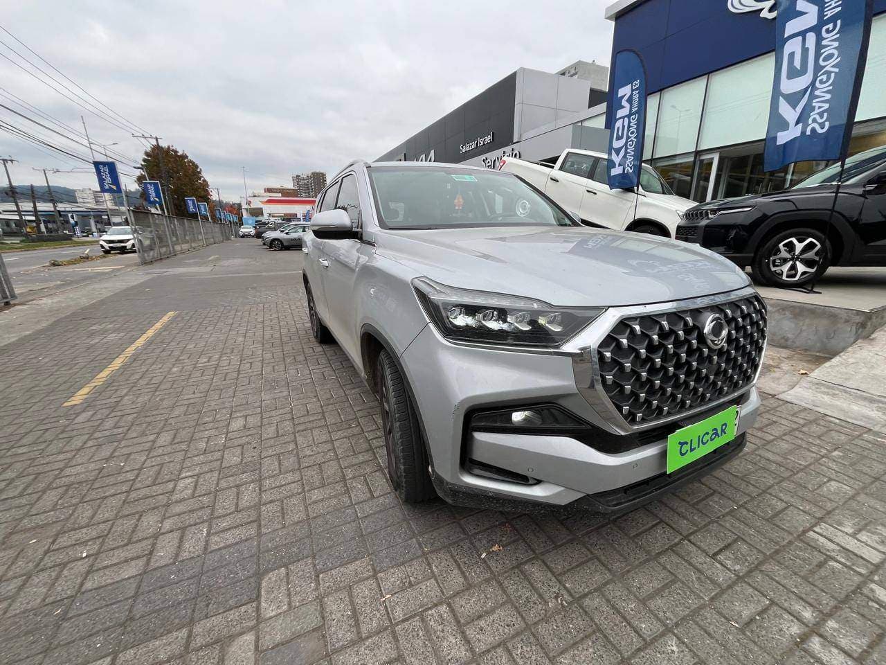 Suv Ssangyong Rexton