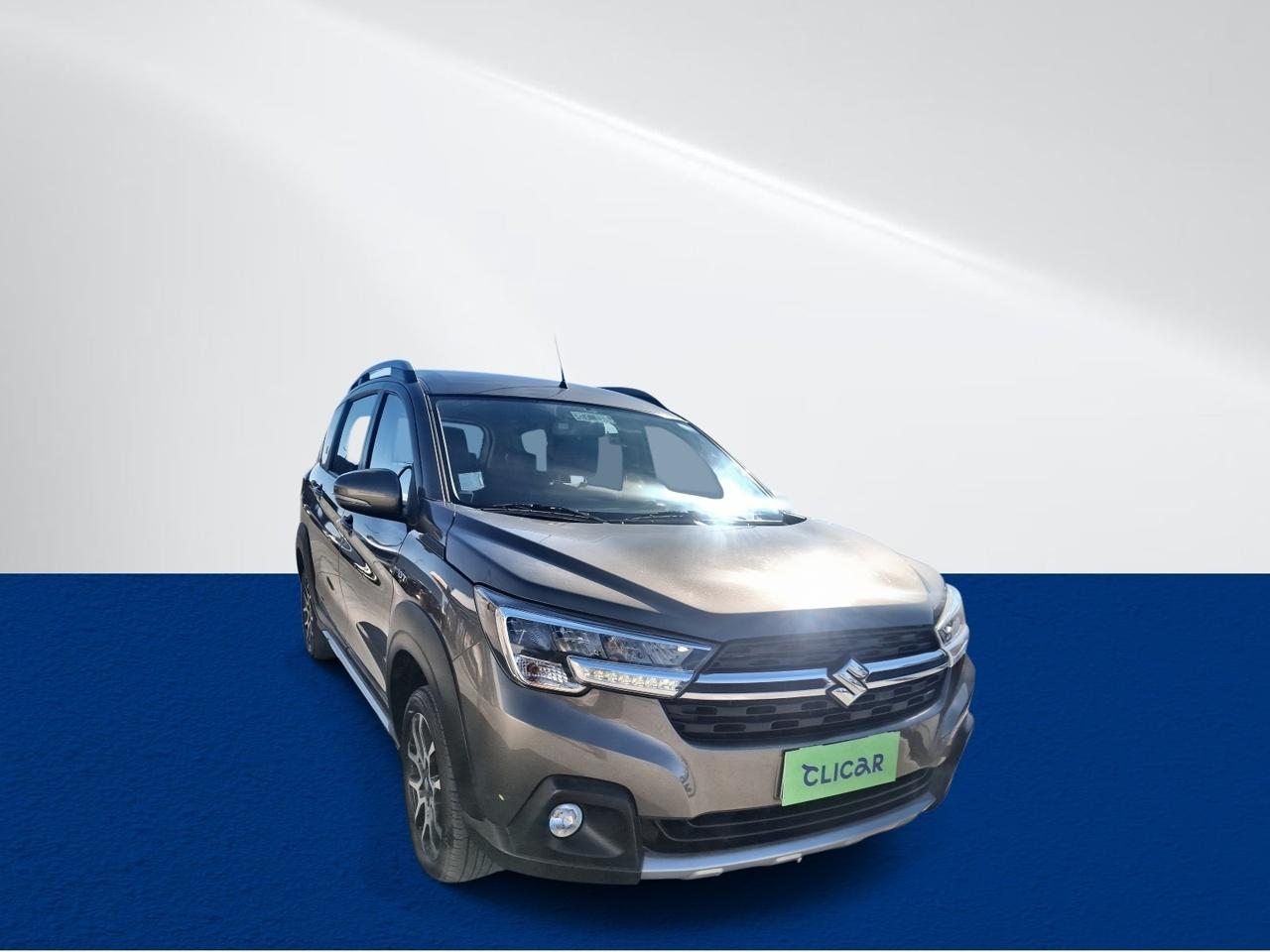 Station Wagon Suzuki Xl7