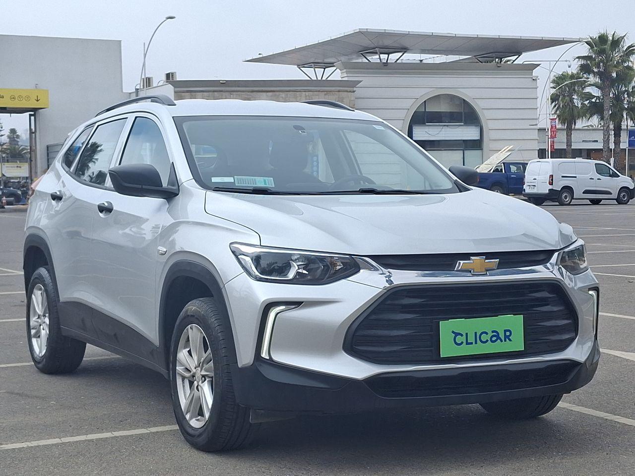 Station Wagon Chevrolet Tracker