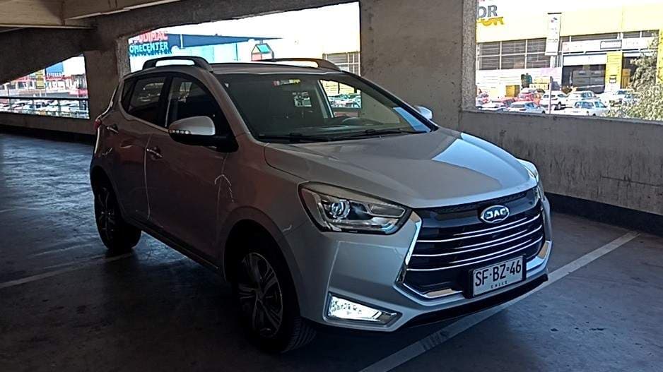 Automovil Jac Js2
