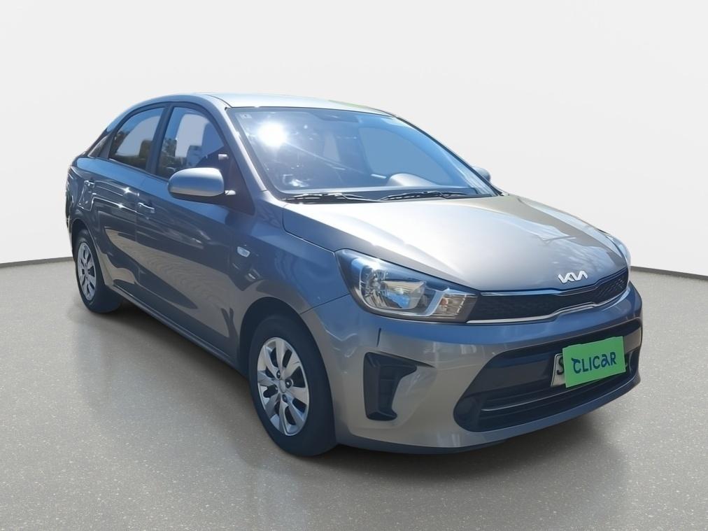 Automovil Kia Soluto