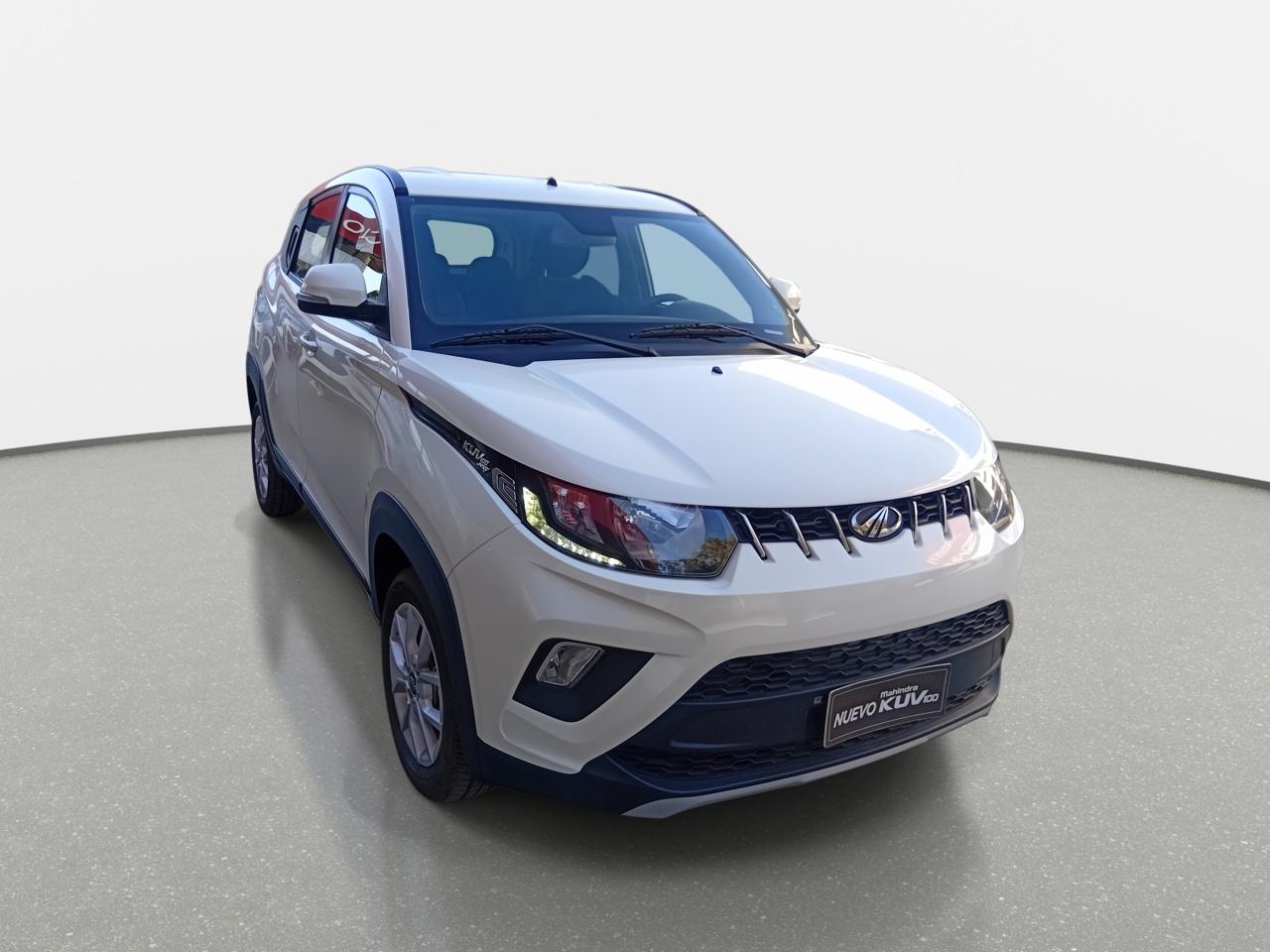 Station Wagon Mahindra Kuv100