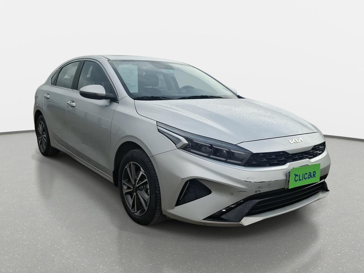 Automovil Kia Cerato