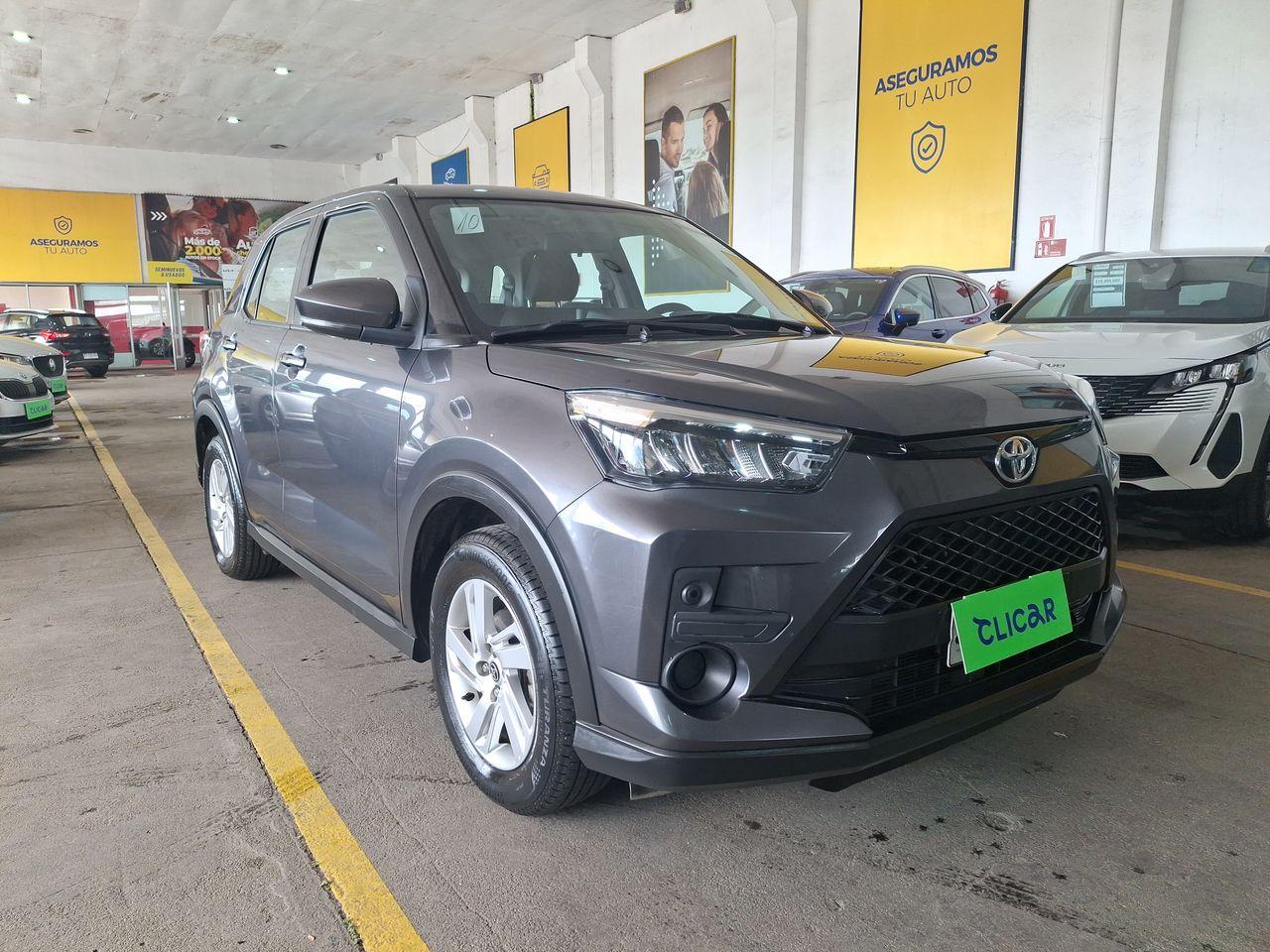 Station Wagon Toyota Raize
