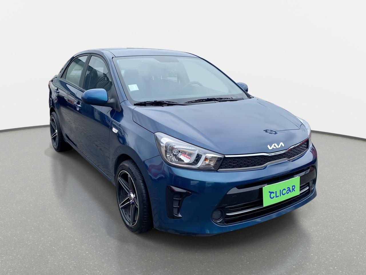 Automovil Kia Soluto