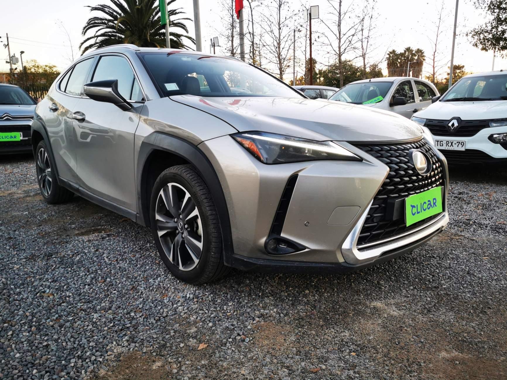 Automovil Lexus Ux250h