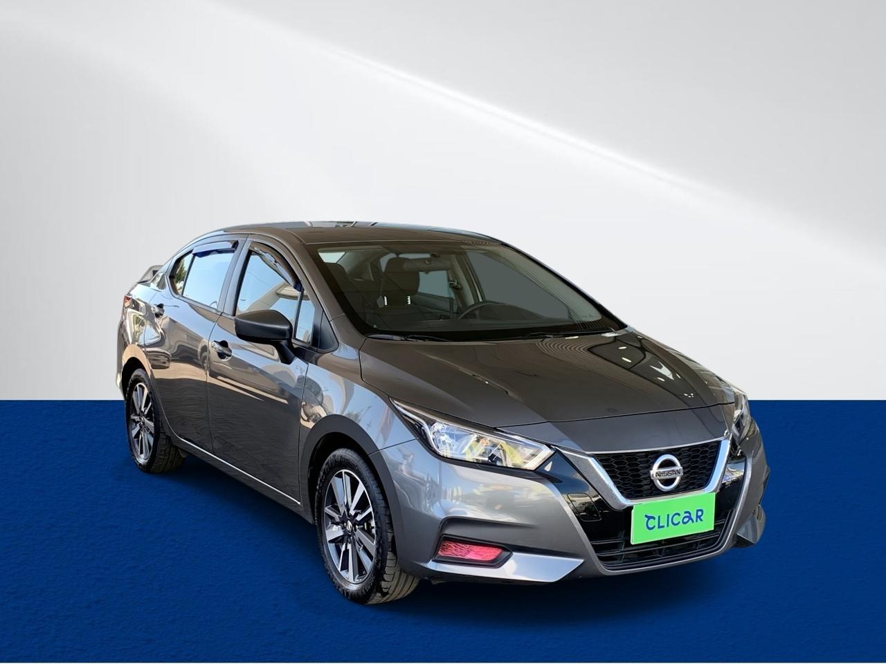 Automovil Nissan Versa