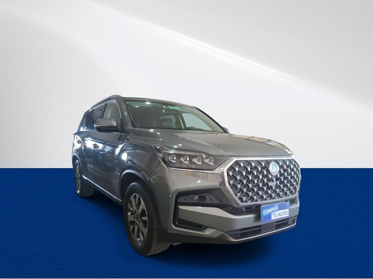 Station Wagon Ssangyong New Rexton