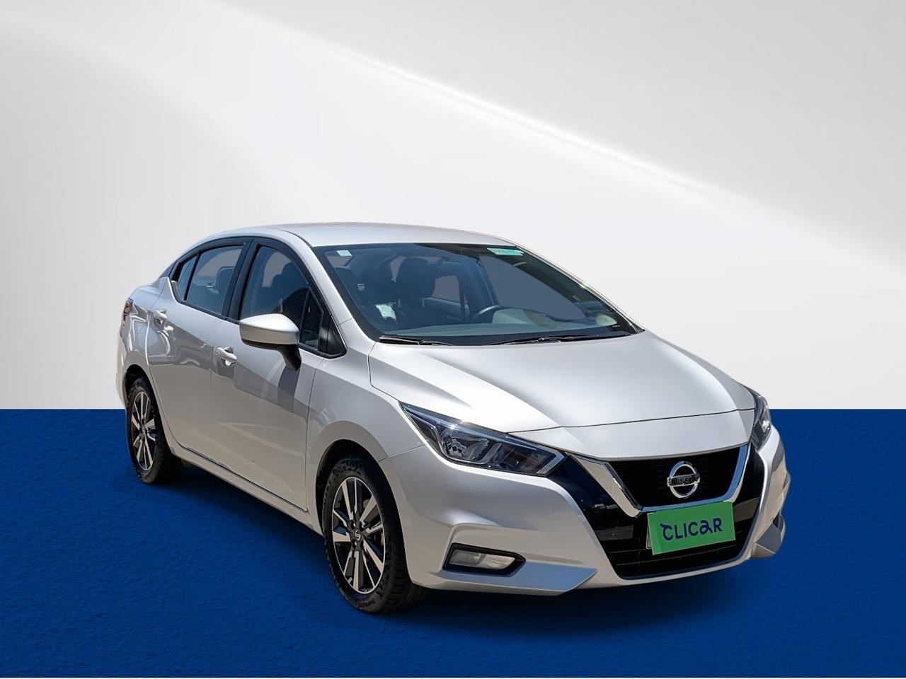 Sedan Nissan Nuevo Versa