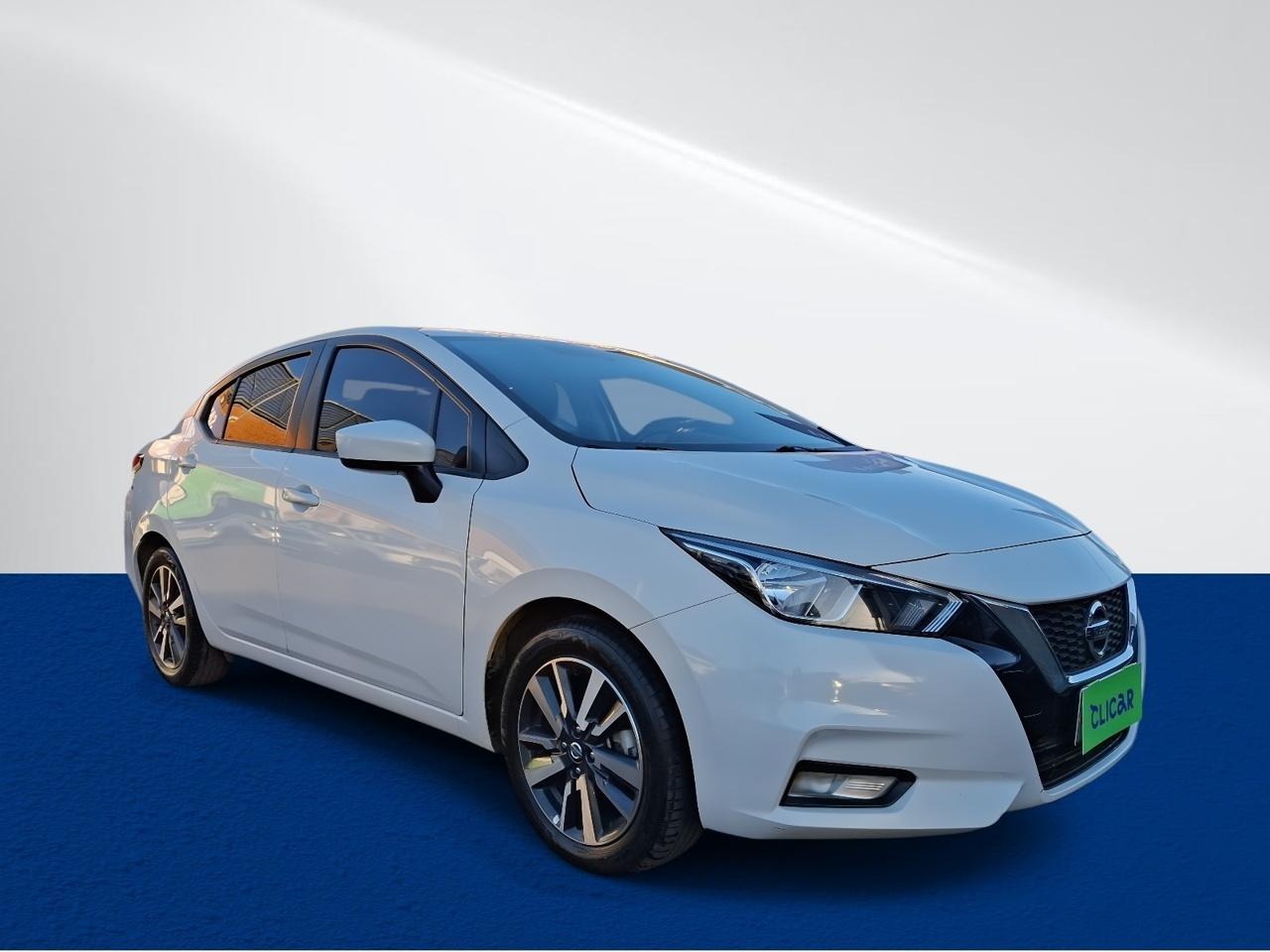 Automovil Nissan Versa