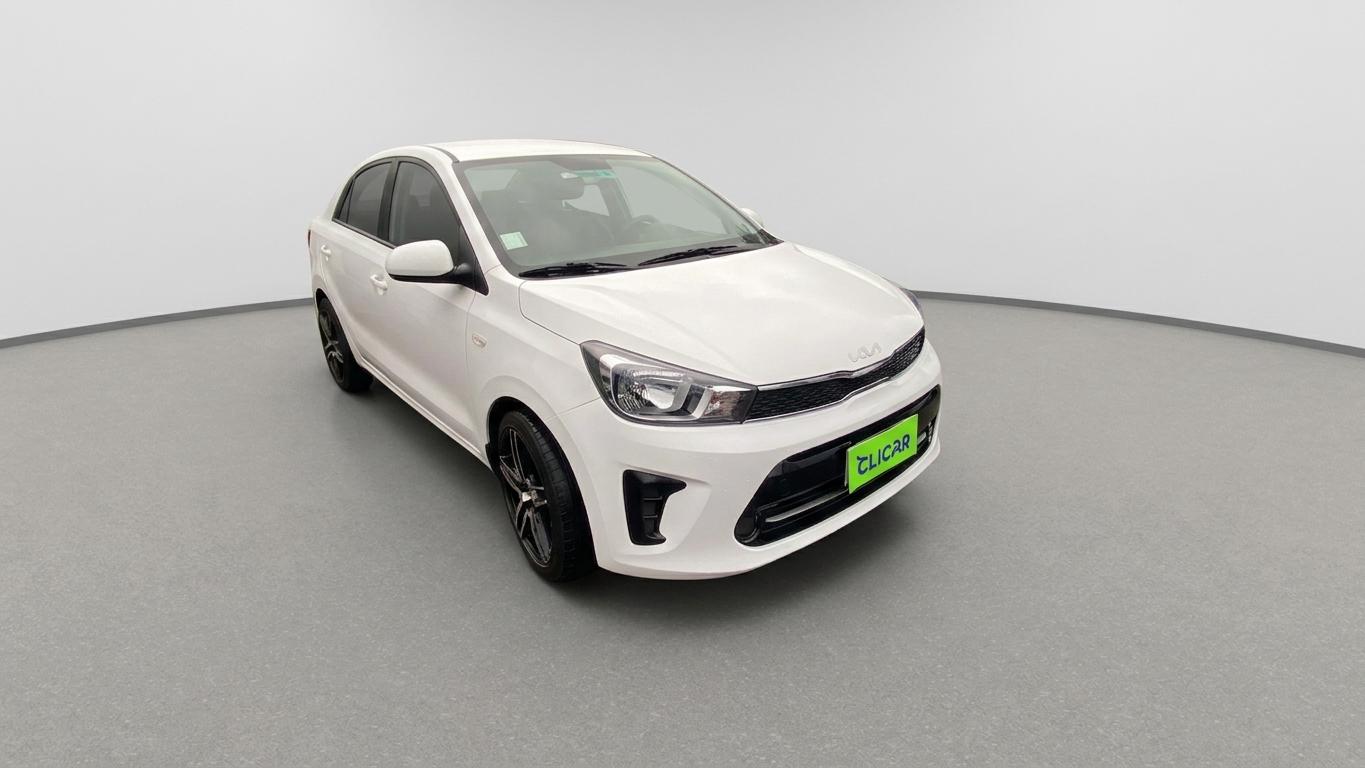 Automovil Kia Soluto