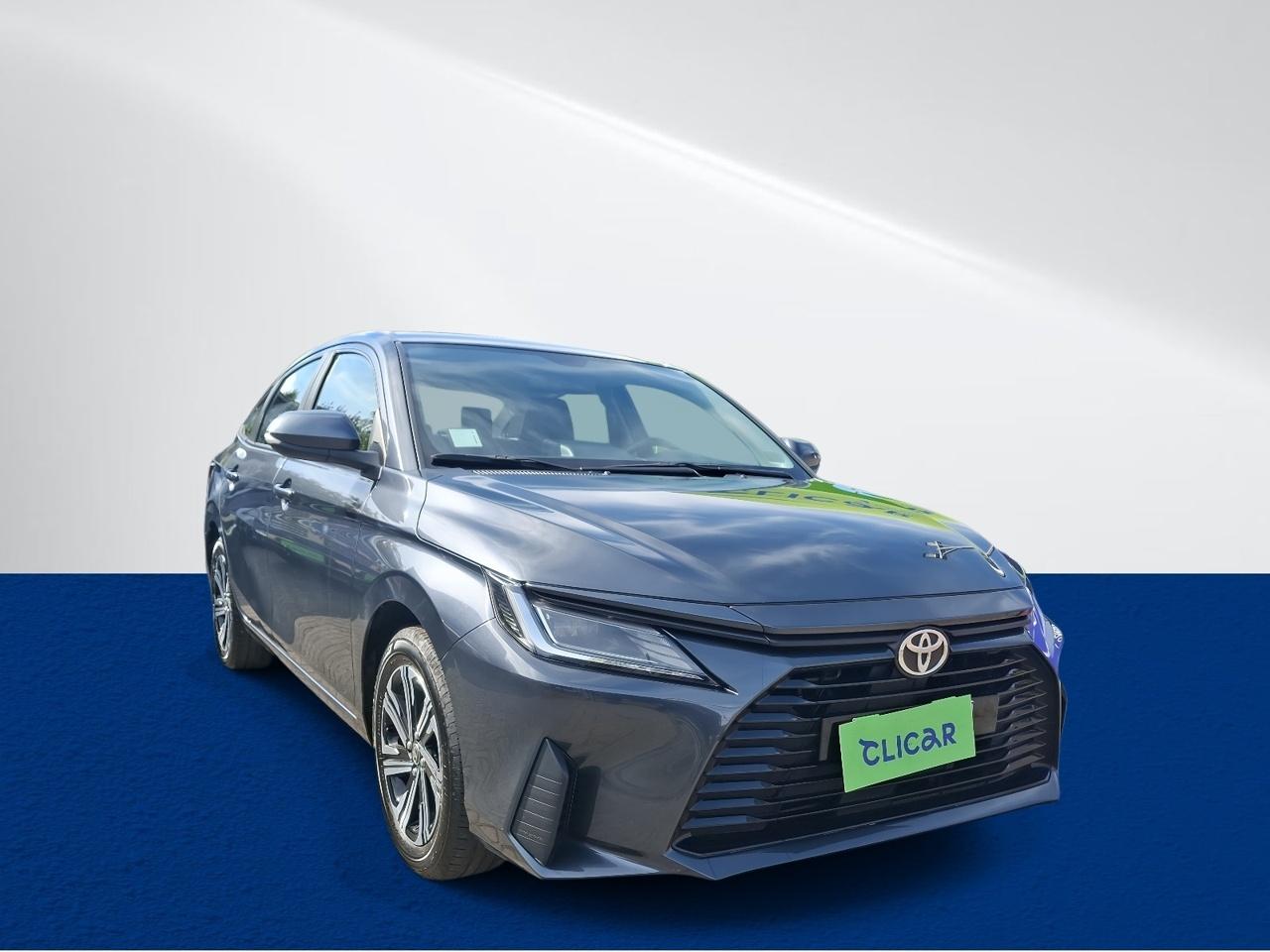 Automovil Toyota Yaris