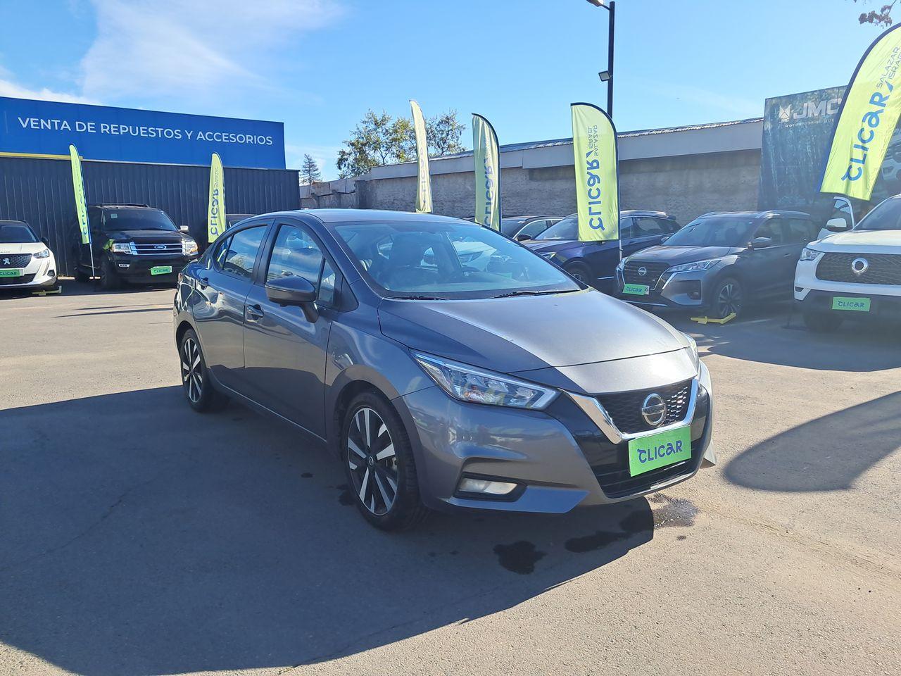 Automovil Nissan Versa