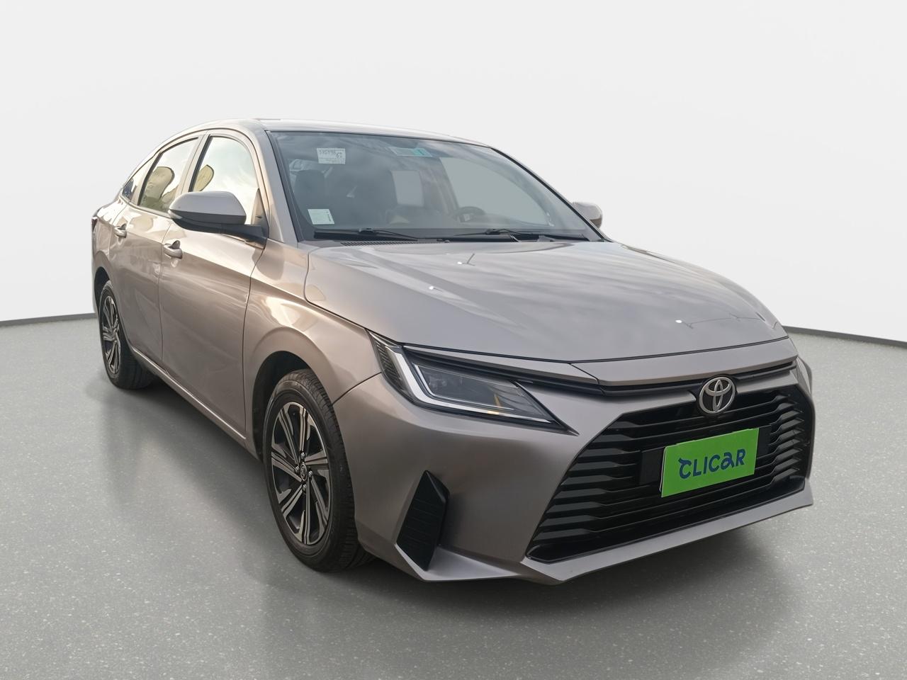 Automovil Toyota Yaris