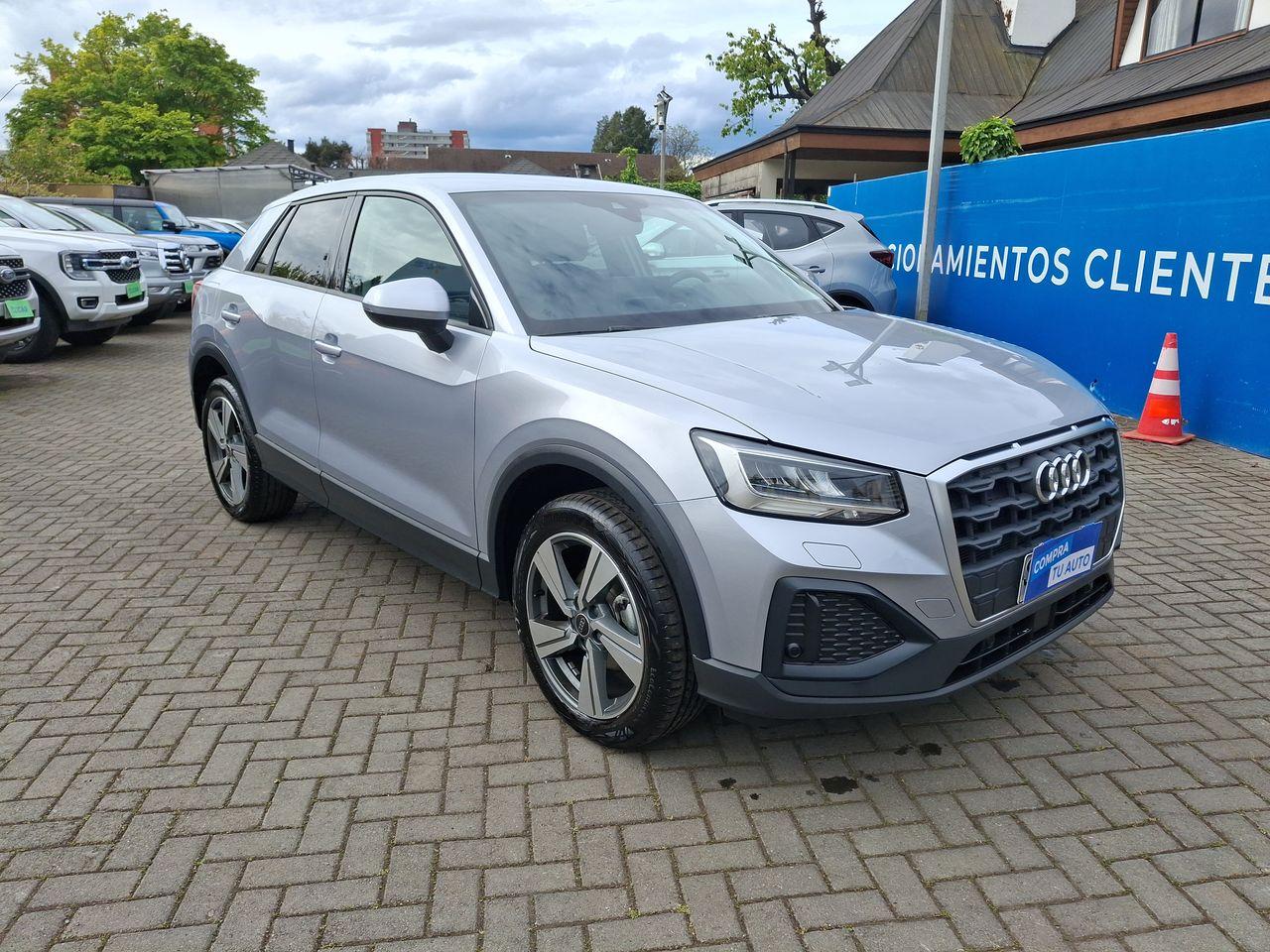 Station Wagon Audi Q2